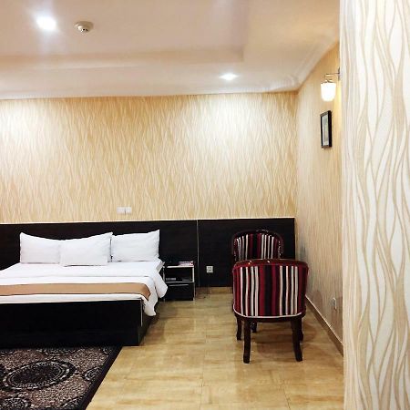Fawzy Hotel Ιμπαντάν Εξωτερικό φωτογραφία