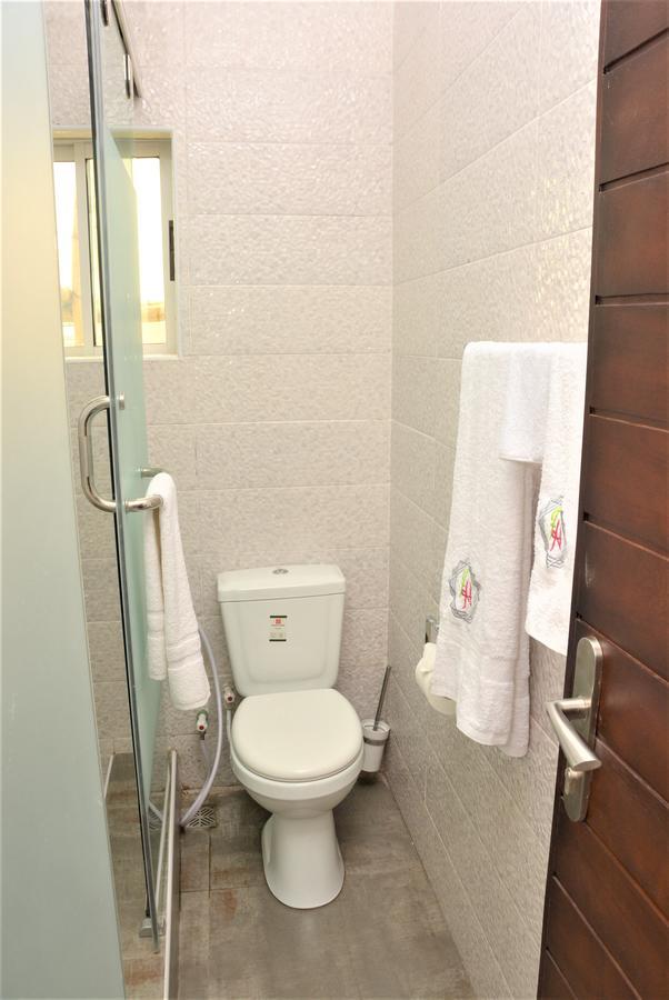 Fawzy Hotel Ιμπαντάν Εξωτερικό φωτογραφία