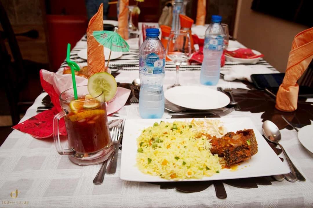 Fawzy Hotel Ιμπαντάν Εξωτερικό φωτογραφία